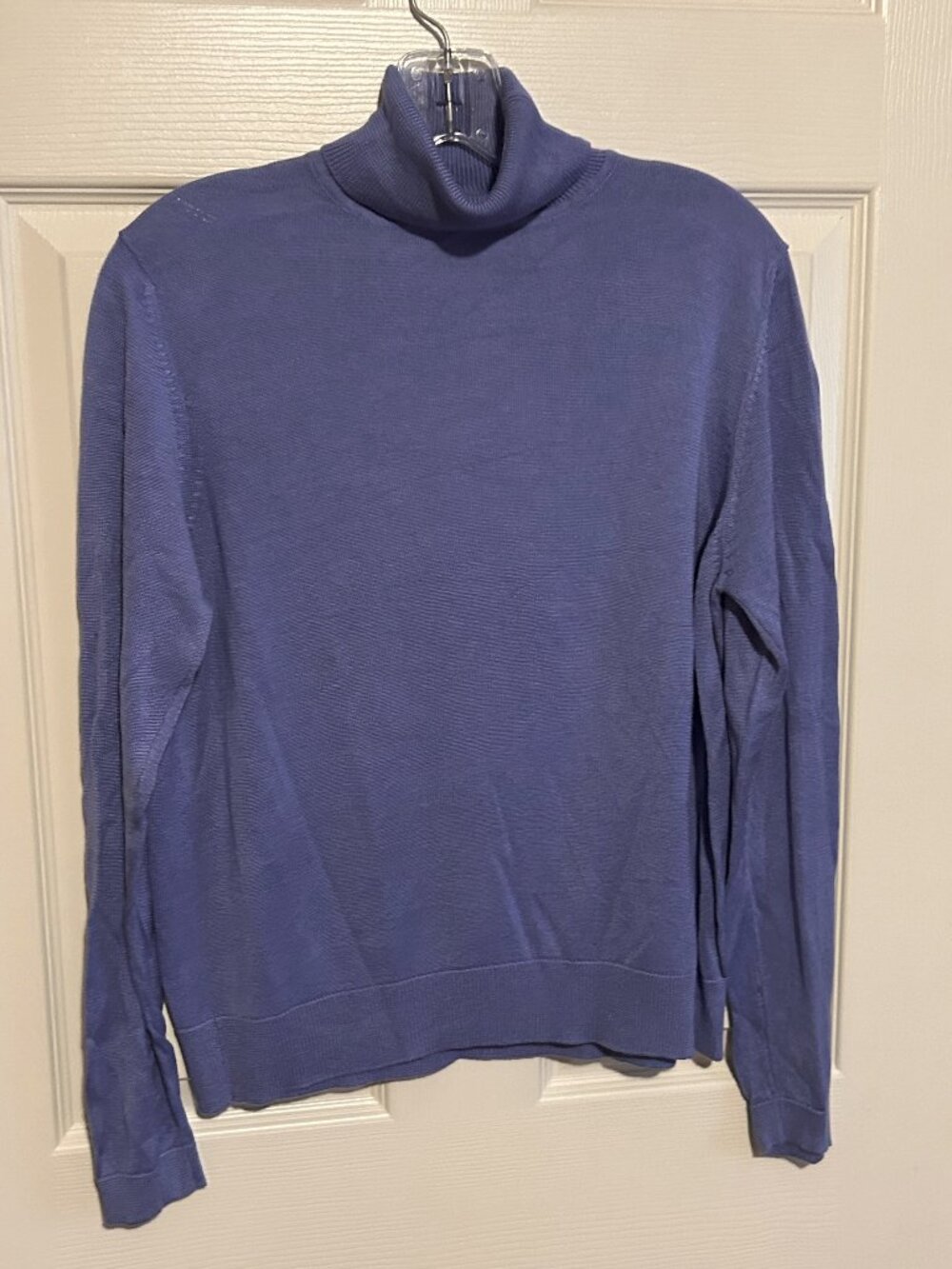 Valerie by Valerie Stevens Periwinkle Silk Turtleneck sz L